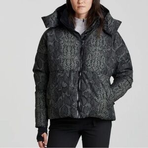 VARLEY Dorothy Ski Jacket Snake Print Green/Black